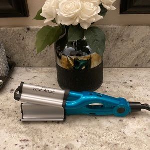 BED HEAD WAVE ARTIST